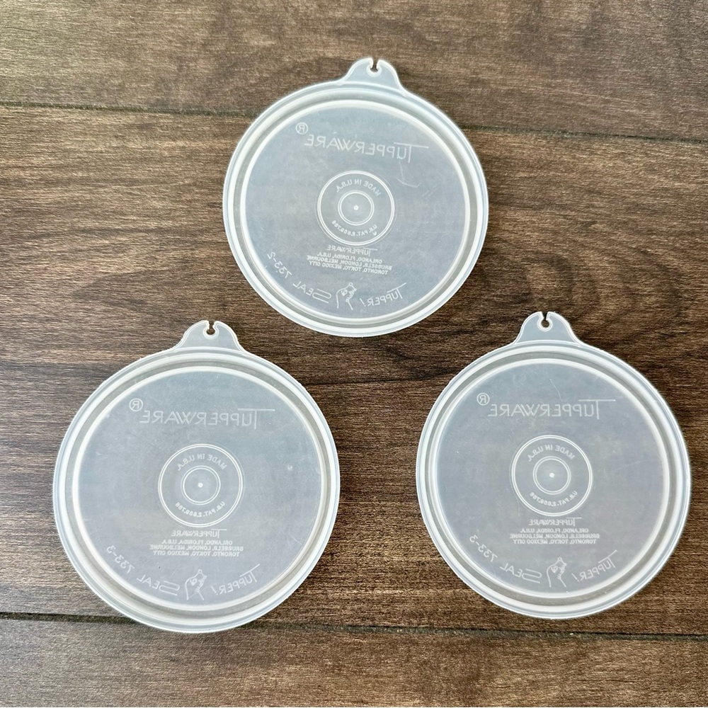 Tupperware 3-piece Condiment Caddy with Lids - Picture 7 of 13